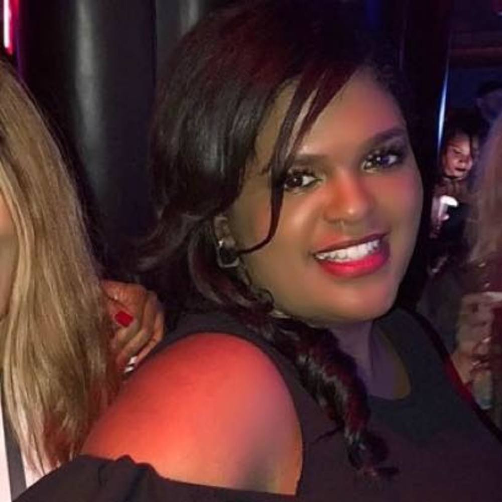 Meet your Posher, Angela